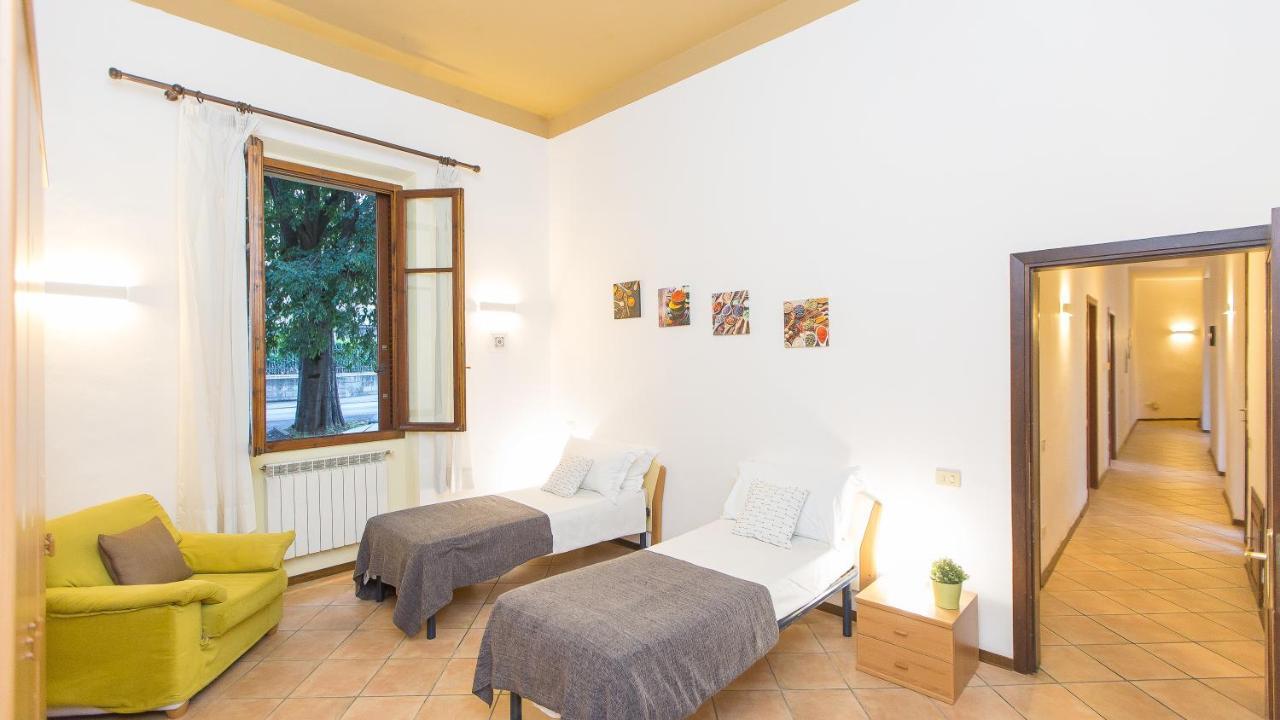 In Rome - Santa Maria Novella Palace Apartment Florenz