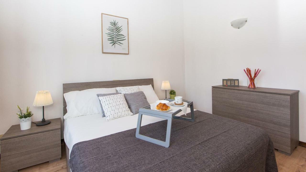 In Rome - Santa Maria Novella Palace Apartment Florenz