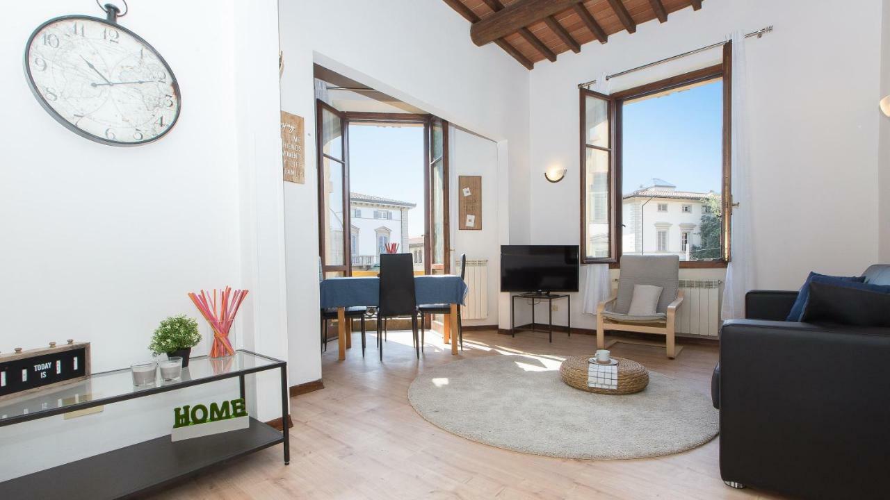 Apartment In Rome - Santa Maria Novella Palace Florenz