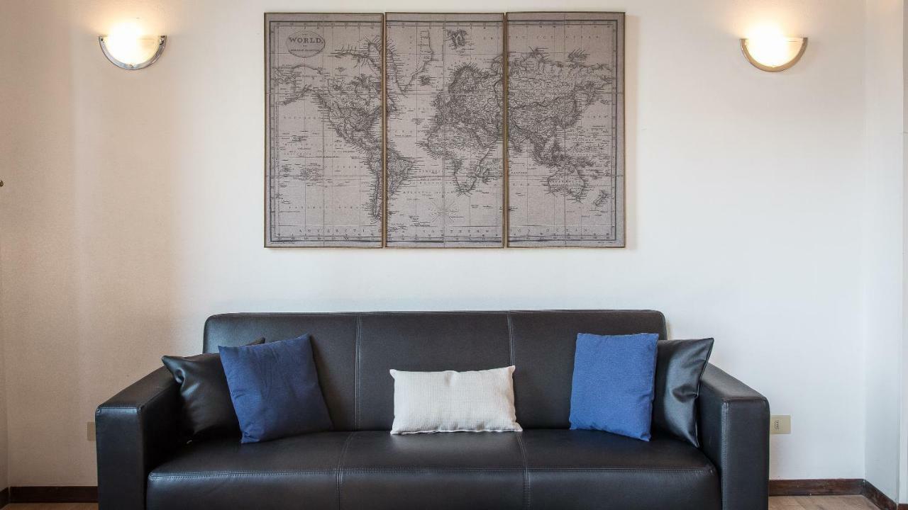 In Rome - Santa Maria Novella Palace Apartment Florenz
