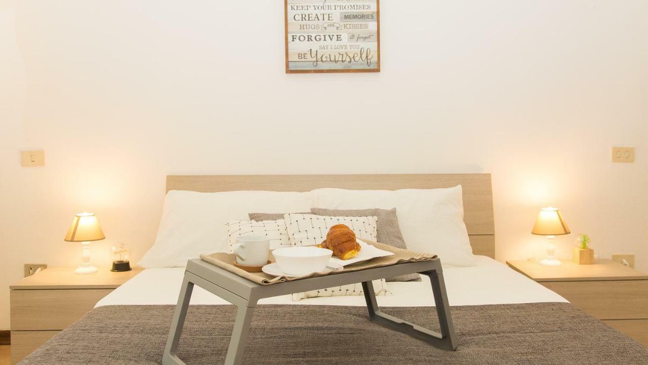 In Rome - Santa Maria Novella Palace Apartment Florenz